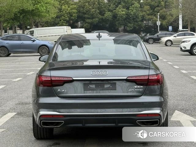 Audi A4L id 4290437 из Китая 12