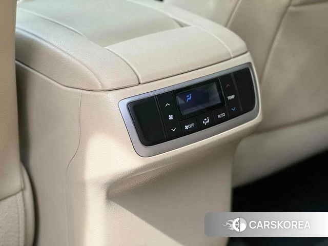 Toyota Highlander id 4262519 из Китая 17
