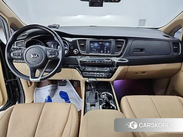 Kia The New Carnival id 4295133 из Кореи 16