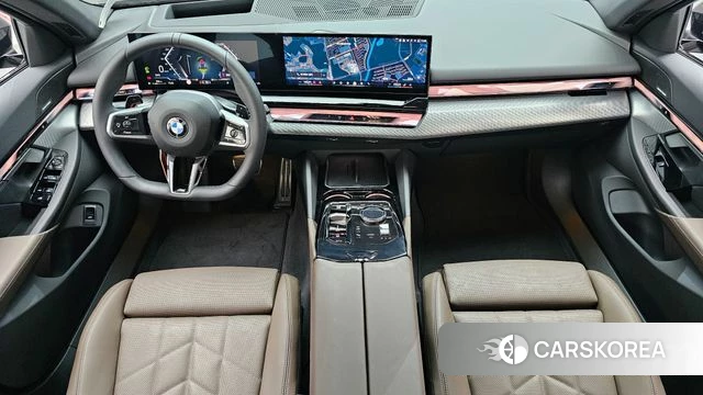 BMW 5 Series (G60) id 3952550 из Кореи 17