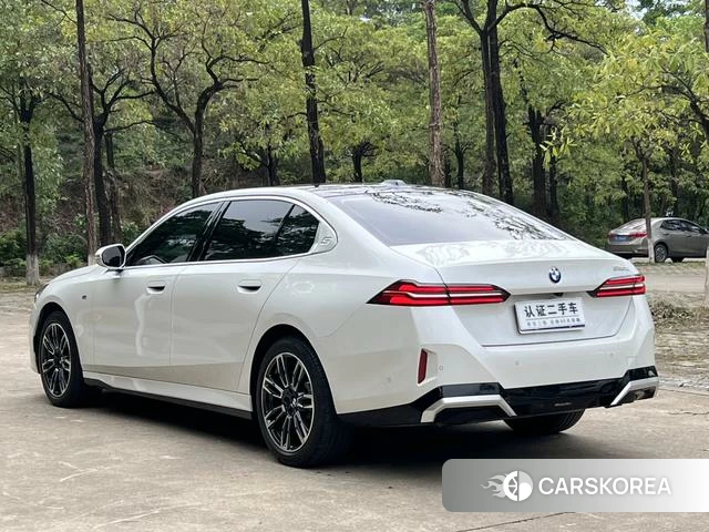 BMW 5 series id 4276842 из Китая 8