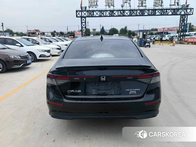 Honda Accord id 4341635 из Китая 7