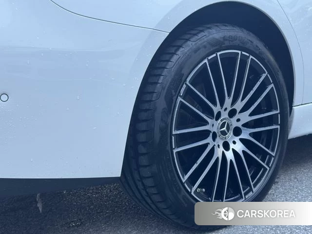Mercedes-Benz Class C id 4333322 из Китая 12