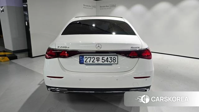 Mercedes-Benz E-Class W214 id 3882953 из Кореи 17