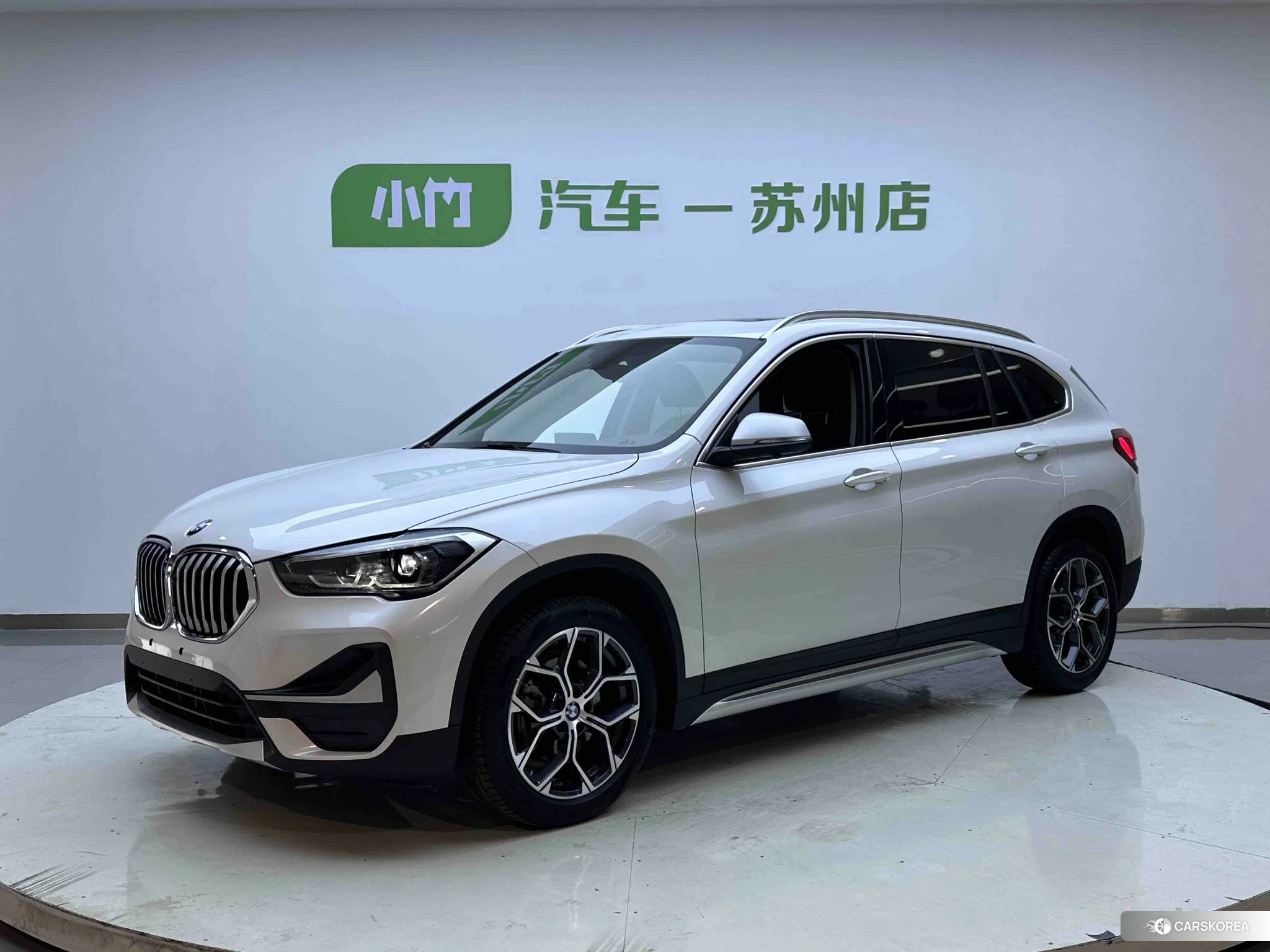 BMW X1 id 4510480 из Китая 18