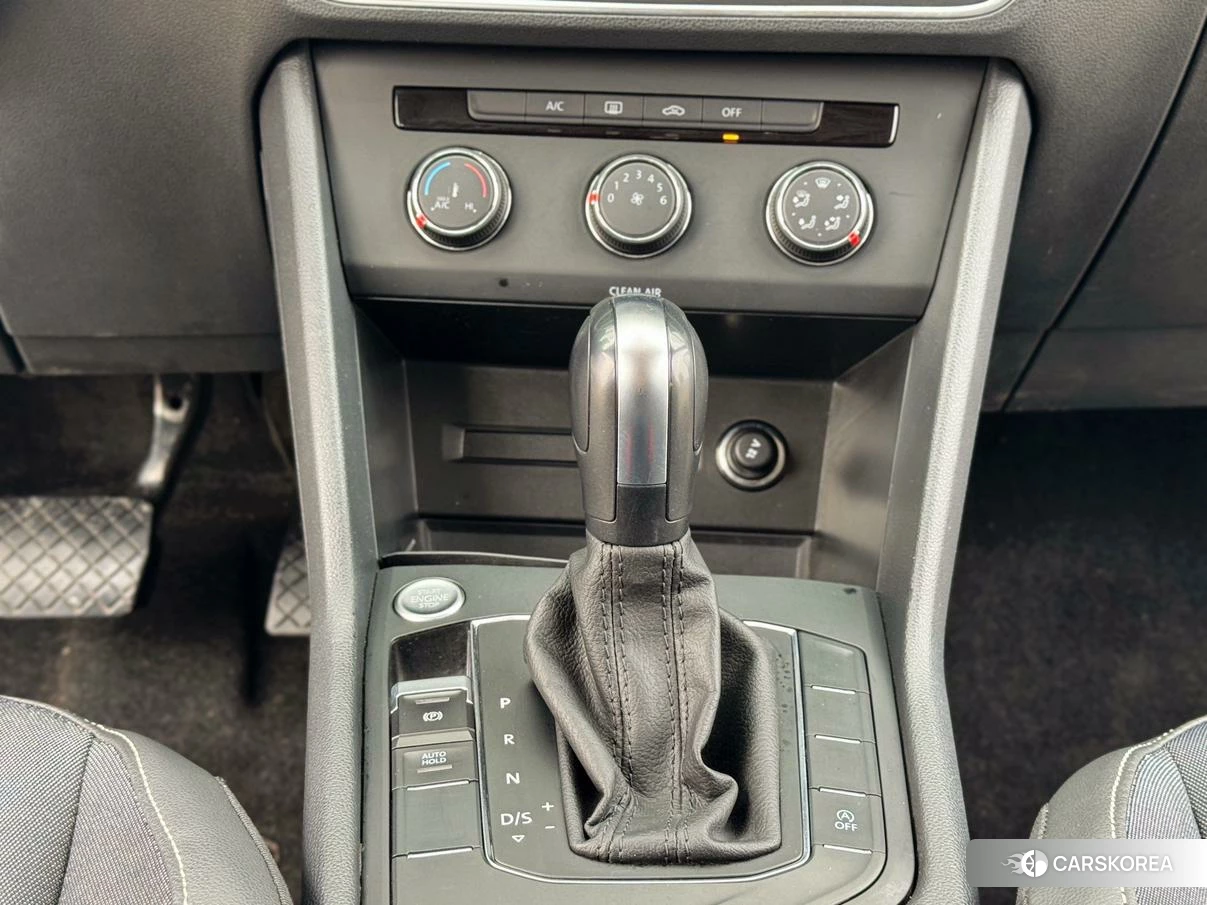 Volkswagen Tiguan L id 4421228 из Китая 17
