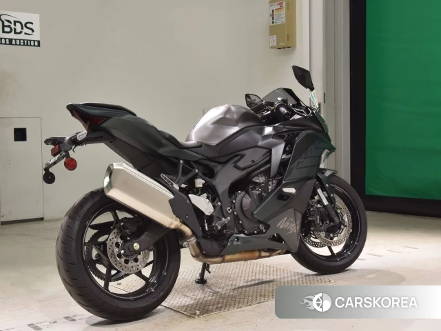 Kawasaki ZX-4R SE 2025 из Японии, фото 3