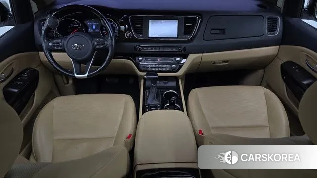 Kia The New Carnival id 3004789 из Кореи 17