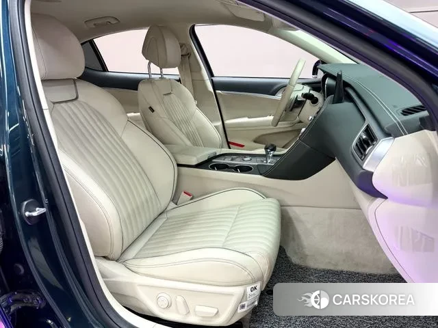 Genesis The New G70 id 3338815 из Кореи 17