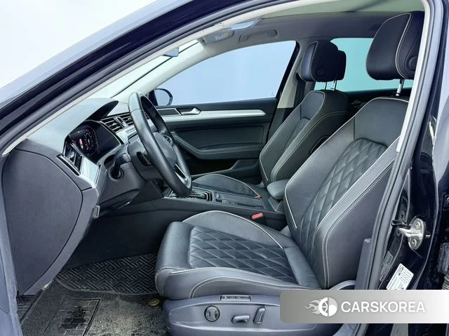 Volkswagen Magotan PHEV id 4260567 из Китая 9