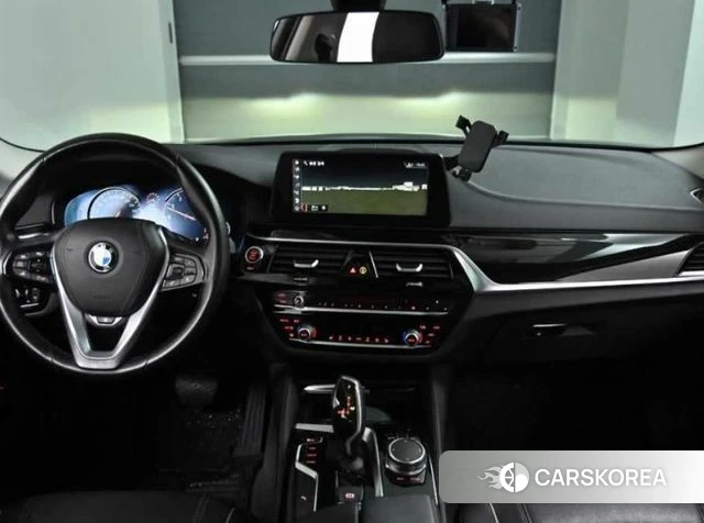 BMW 5 Series (G30) id 4285995 из Кореи 17