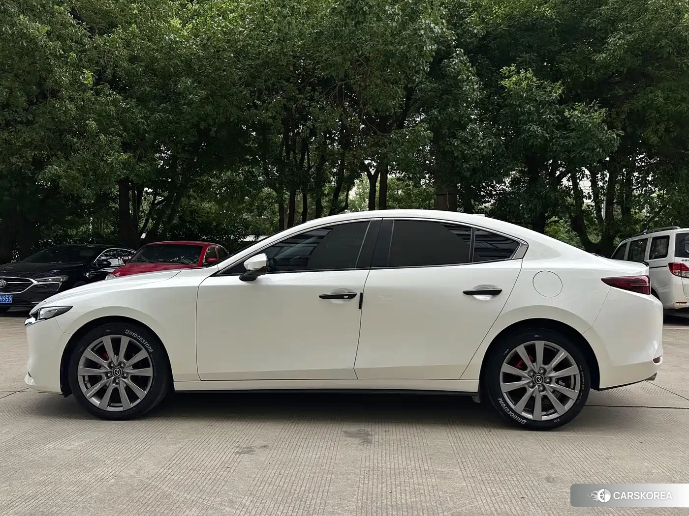 Mazda 3 id 4679456 из Китая 12
