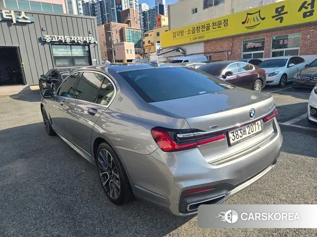 BMW 7 Series (G11) id 3390893 из Кореи 17