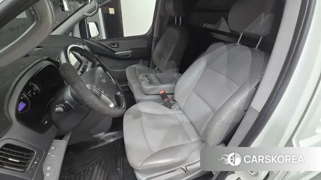 Hyundai The New Grand Starex id 3760631 из Кореи 17