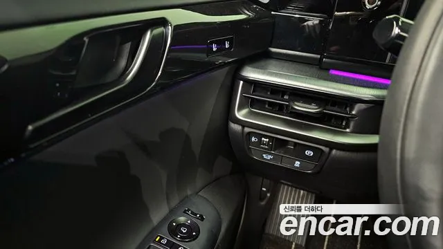 Hyundai Grandeur (GN7) id 2694681 из Кореи 17