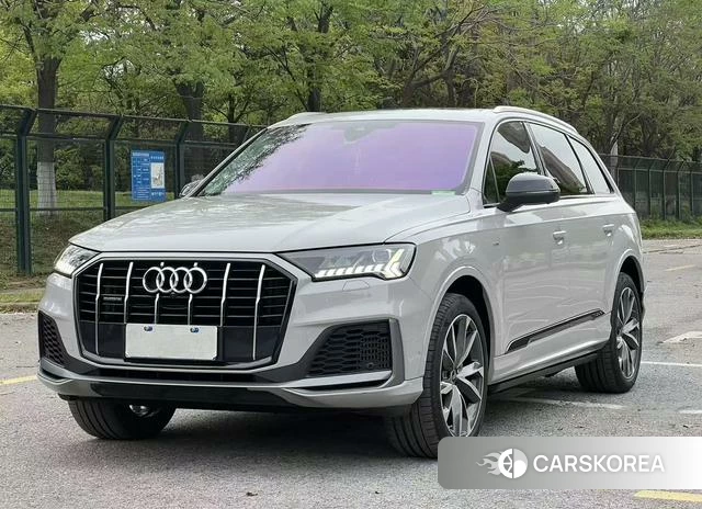 Audi Q7 id 4257824 из Китая 13