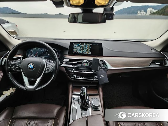 BMW 5 Series (G30) id 3824940 из Кореи 17