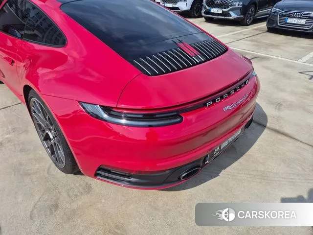 Porsche 911(992) id 2901648 из Кореи 17