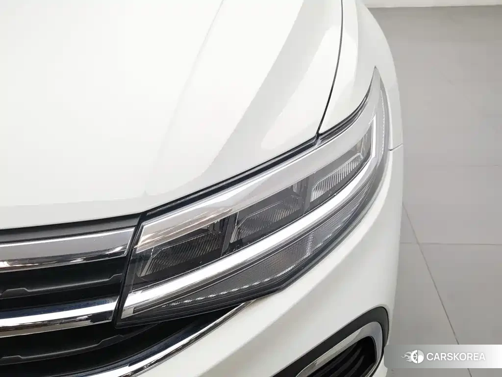 Volkswagen Bora id 4570552 из Китая 21