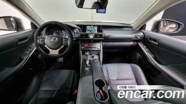 Lexus New IS300 id 2658739 из Кореи 17