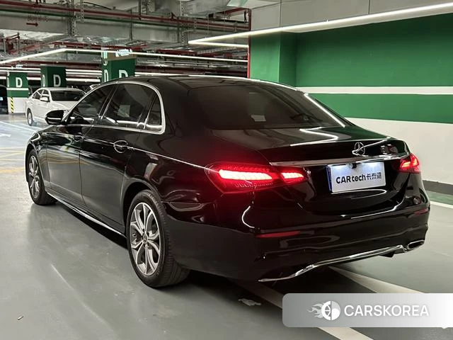 Mercedes-Benz E-class id 4277127 из Китая 18
