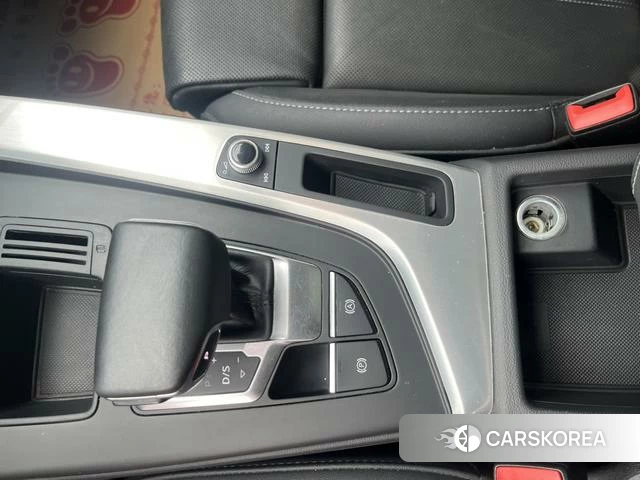 Audi A4L id 4335158 из Китая 8