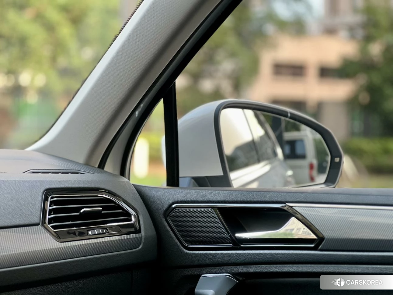 Volkswagen Tiguan L id 4510636 из Китая 21
