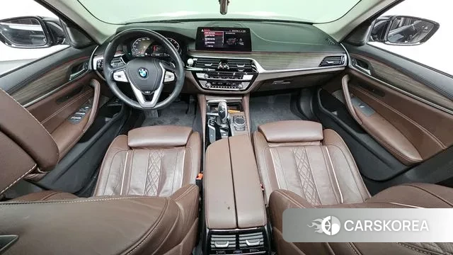 BMW 5 Series (G30) id 3417455 из Кореи 17