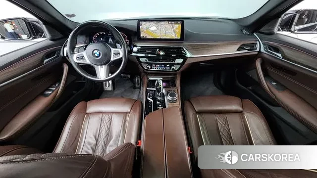 BMW 5 Series (G30) id 3717511 из Кореи 17