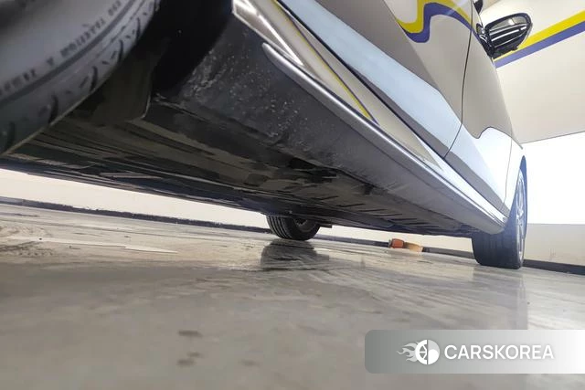 Mercedes-Benz E-class id 3784010 из Китая 14