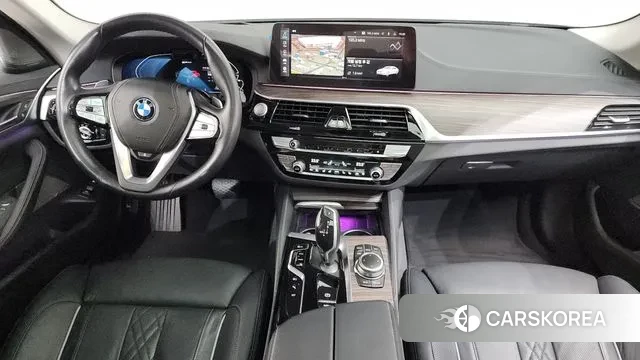 BMW 5 Series (G30) id 3566626 из Кореи 17