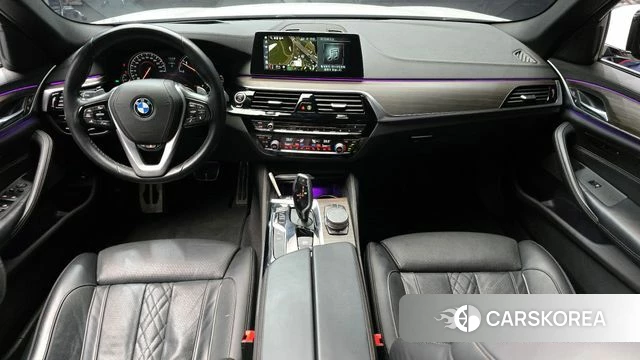 BMW 5 Series (G30) id 3808358 из Кореи 17