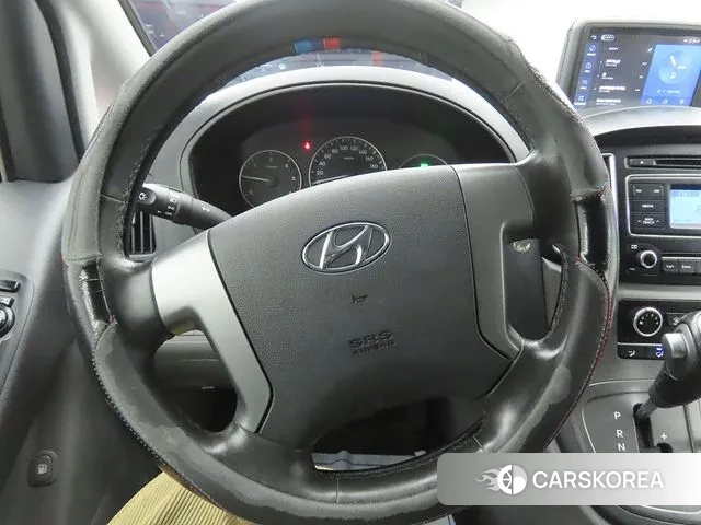 Hyundai The New Grand Starex id 3635561 из Кореи 17