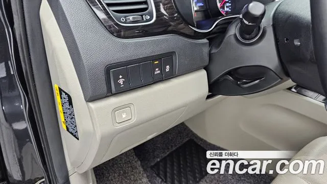 Kia The New Carnival id 2660084 из Кореи 17