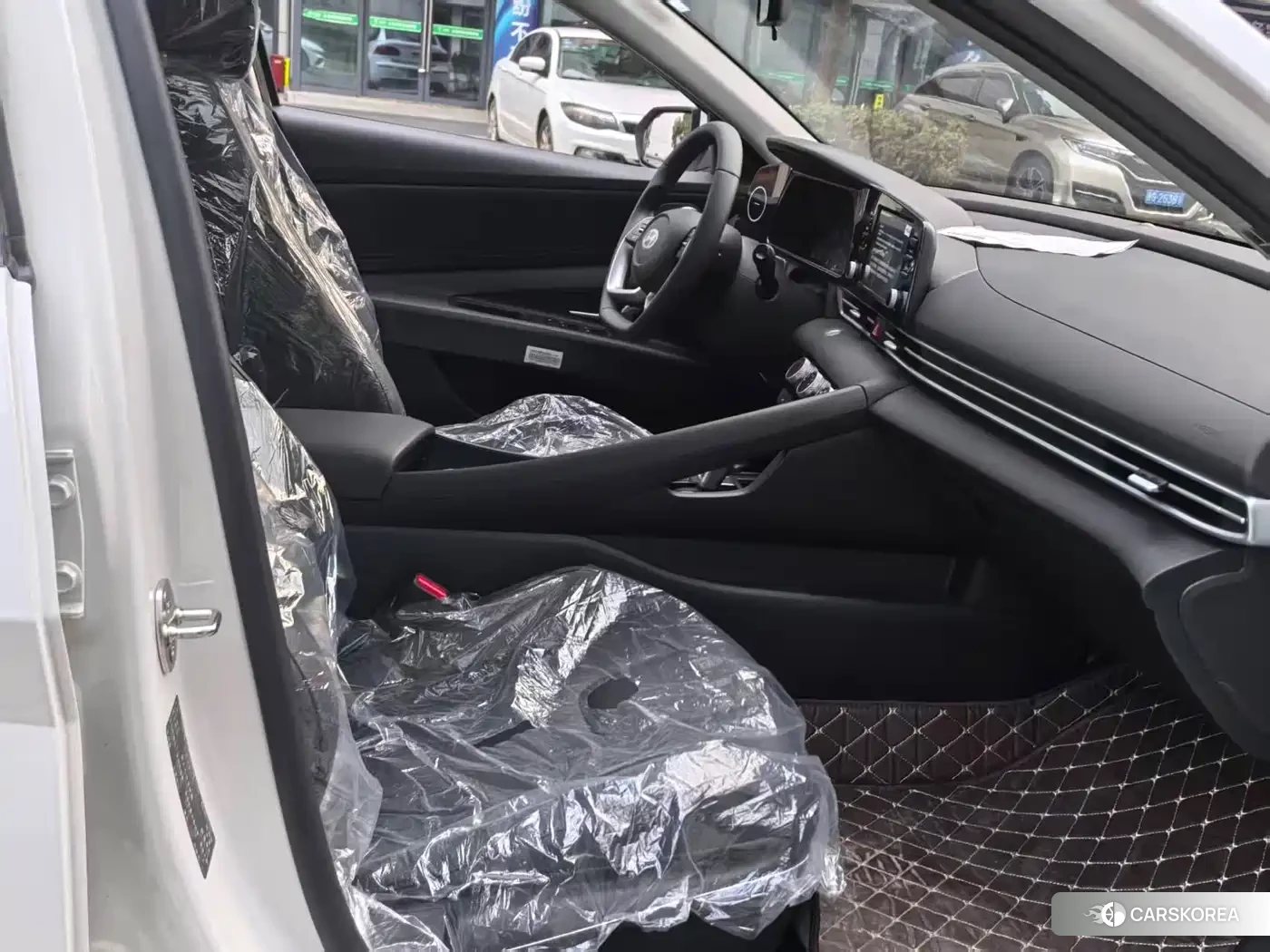 Hyundai Elantra id 4570312 из Китая 13