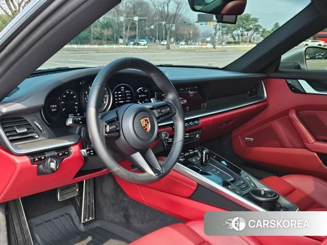 Porsche 911(992) id 3853125 из Кореи 17