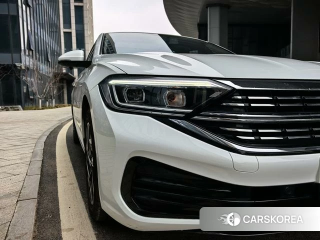 Volkswagen Sagitar id 4307154 из Китая 15