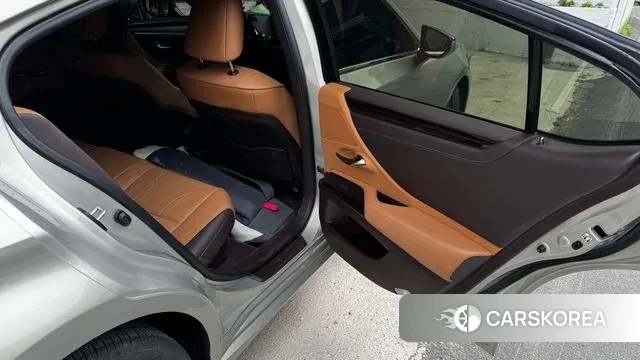 Lexus ES300h 7th generation id 2997768 из Кореи 9