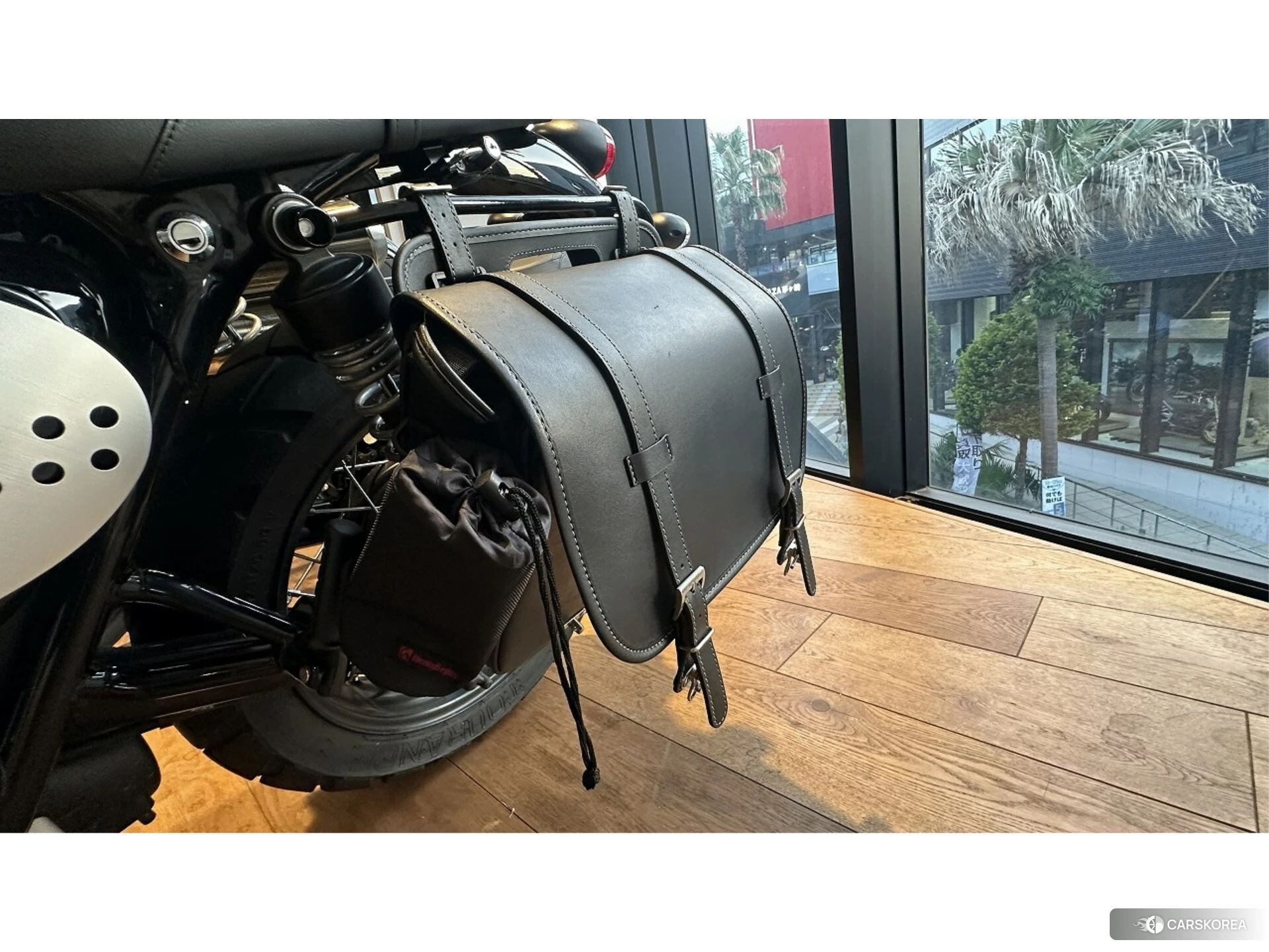 Triumph SCRAMBLER id 4373778 из Японии 7