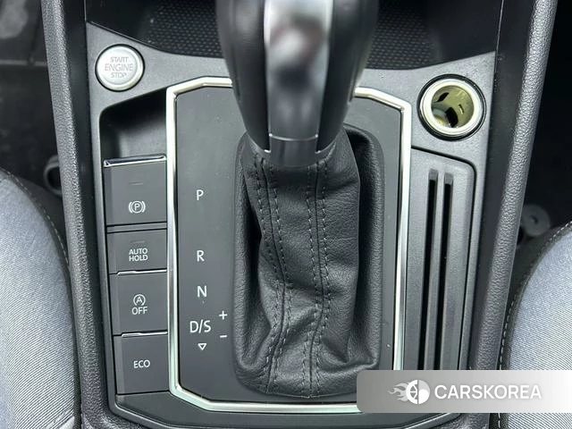 Volkswagen Lavida id 4242025 из Китая 16