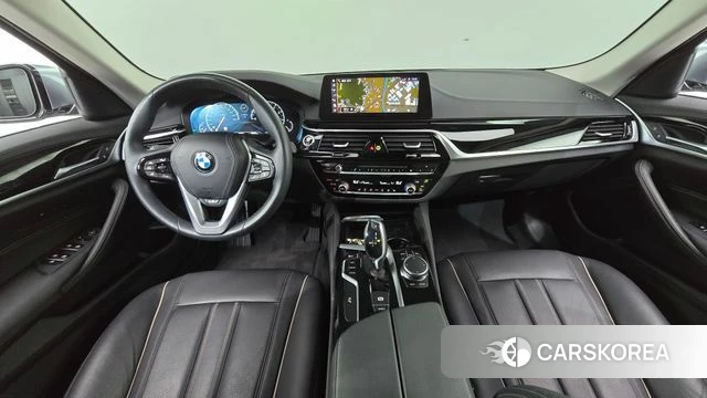 BMW 5 Series (G30) id 4430128 из Кореи 31
