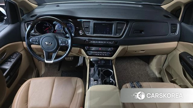 Kia The New Carnival id 4563141 из Кореи 17