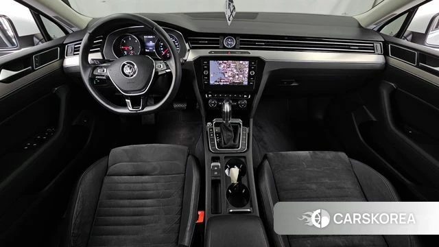 Volkswagen Passat GT (B8) id 3942841 из Кореи 17