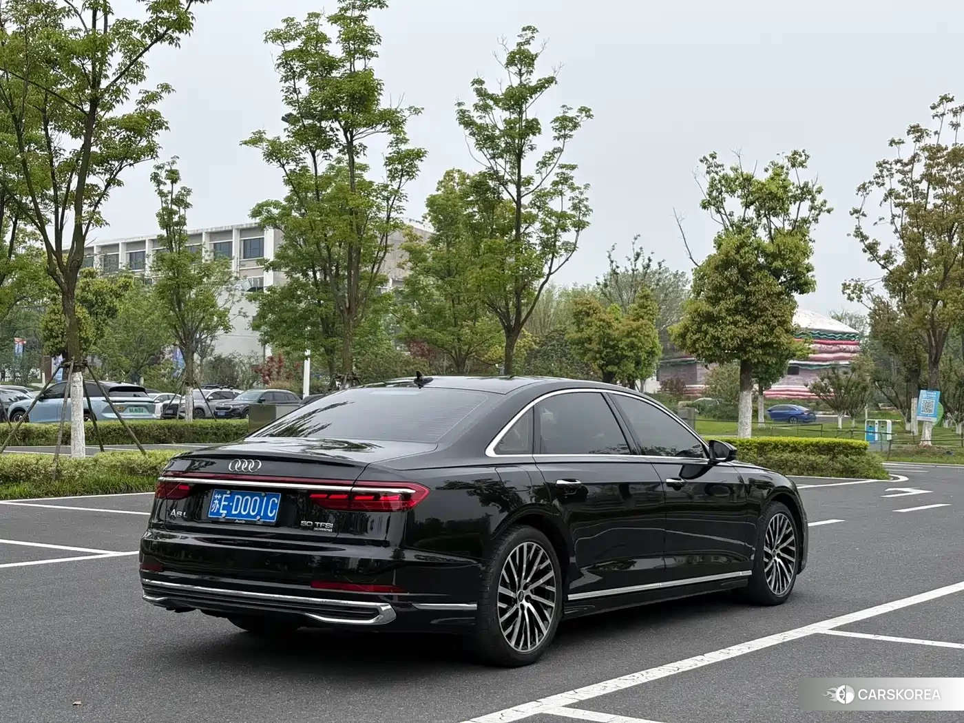 Audi A8 id 4601930 из Китая 13