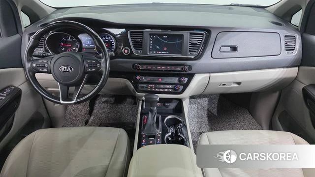 Kia The New Carnival id 4345405 из Кореи 17