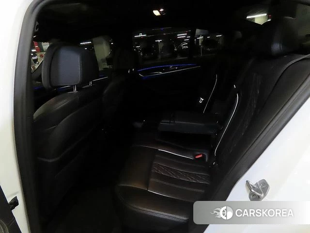 BMW 5 Series (G30) id 4542241 из Кореи 17