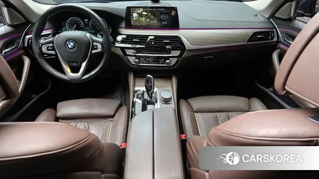 BMW 5 Series (G30) id 3356751 из Кореи 17