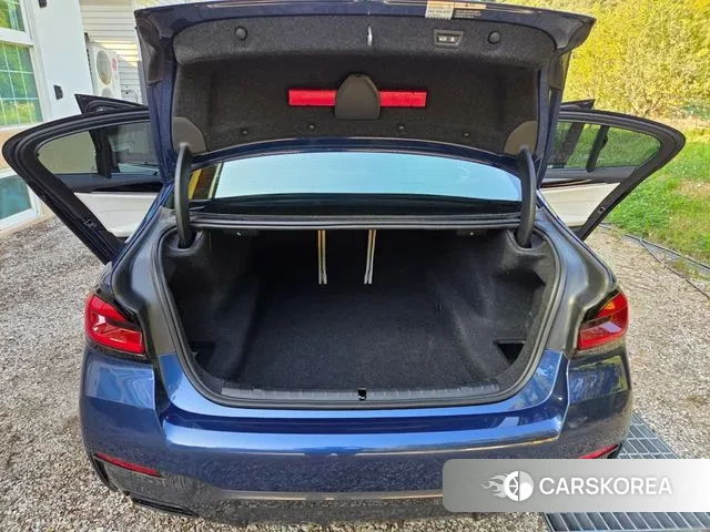 BMW 5 Series (G30) id 2979819 из Кореи 12