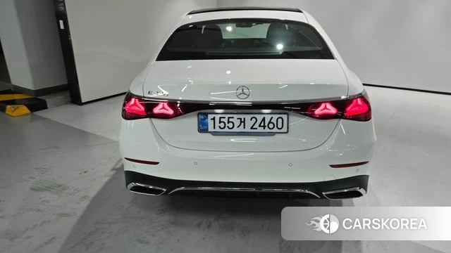 Mercedes-Benz E-Class W214 id 4584157 из Кореи 17