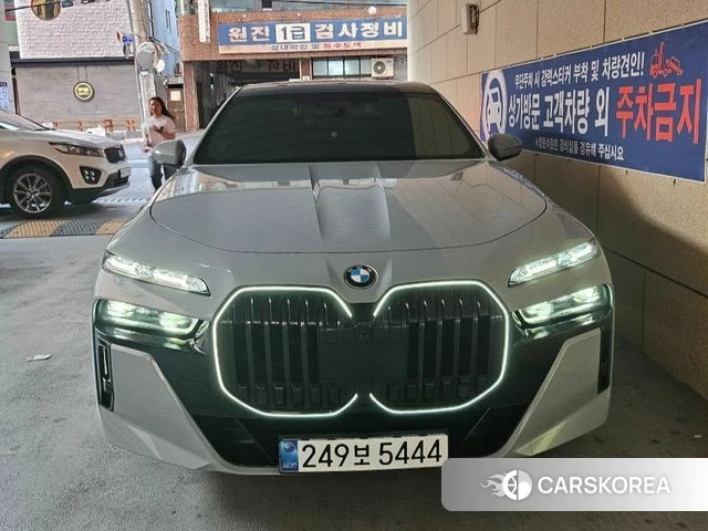 BMW 7 Series (G70) id 4337282 из Кореи 7